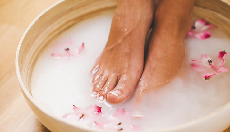 fight smelly feet,smelly feet,tips for smelly feet,beauty tips,beauty hacks