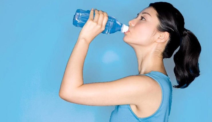 troubled by swelling of the feet these home remedies will remove the problem,Health,healthy living