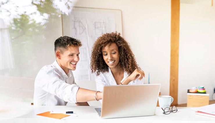 office tips,female coworker,office nature