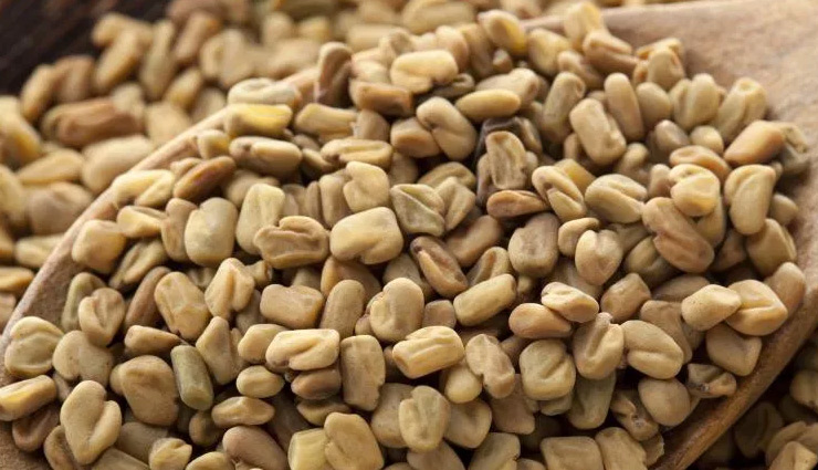 breastmilk supply,foods to increase breast milk,tips to increase breast milk,fenugreek seeds,fennel seeds,oatmeal or oat milk,barley,garlic,green leafy vegetables,salmon,unripe papaya,chickpeas,sesame seeds,Health,Health tips