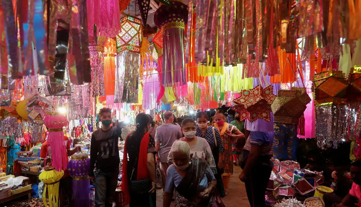 Holidays markets to visit in delhi for festival shopping 181815 Diwali 2021  : कर रहे हैं फेस्टिवल शॉपिंग की तैयारी, दिल्ली के ये 8 बाजार रहेंगे बेस्ट -  lifeberrys.com हिंदी