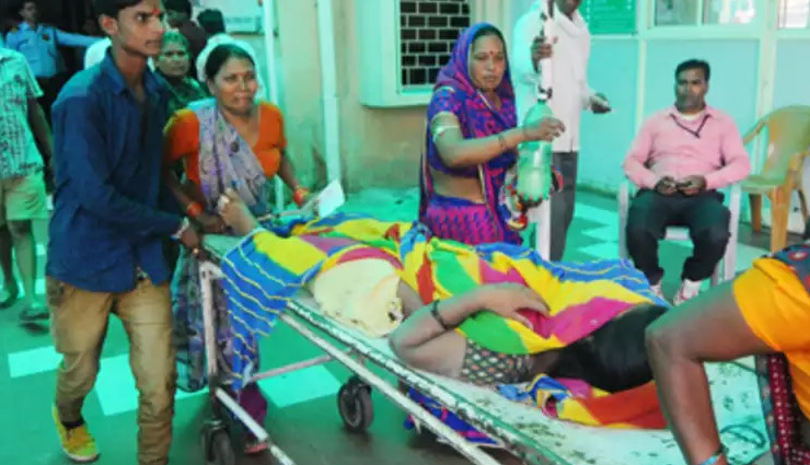 कानपुर में बुखार का कहर, अब तक 18 मौतें; डर के कारण घर छोड़ने लगे लोग