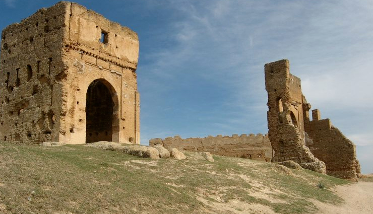 fez,morocco,places to visit in morocco,al quaraouiyine mosque,dar batha,chouara tannery,medersa bou inania,merenid tombs