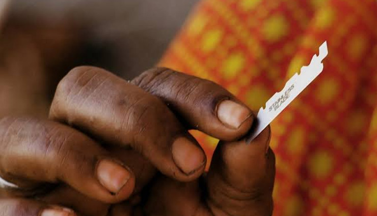 12 साल की बच्ची की खतने के बाद मौत, माता-पिता और चिकित्सक की गिरफ्तारी का आदेश