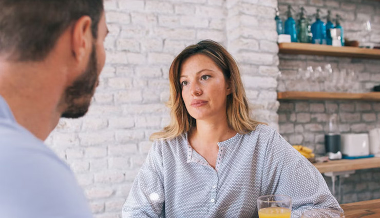 too many relationship fights,signs of too many arguments,constant relationship fights,relationship conflict signs,frequent fighting in relationships,fighting every day in a relationship,bickering too much in relationships,emotional exhaustion from fights,relationship communication problems,fighting over small things,avoiding tough conversations,lack of resolution in fights,when to stop fighting in a relationship,excessive criticism in relationships,resolving relationship conflict