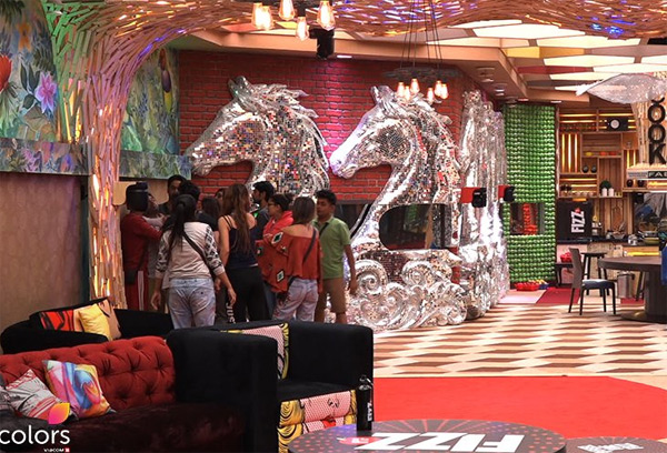 bigg boss 11,Salman Khan,akash,benafsha,priyank,arshi khan,bigg boss news