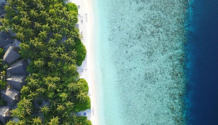 beautiful beaches in maldives,best beaches to explore in maldives,top beaches in maldives,maldives beach destinations,must-visit maldives beaches,honeymoon beaches in maldives,maldives beach guide,scenic beaches in maldives,hidden beaches in maldives,romantic beaches in maldives