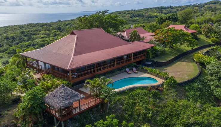 fiji,honeymoon places in fiji,namale,turtle island,the wakaya club & spa,tokoriki island resort,outrigger on the lagoon