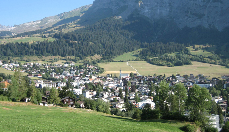 swiss villages resembling heaven,picturesque swiss villages,heavenly swiss village landscapes,charming swiss hamlets that look like heaven,exploring the beauty of swiss villages,enchanting swiss villages with heavenly vistas,captivating swiss villages reminiscent of paradise,discovering the charm of heavenly swiss villages,serene swiss villages with breathtaking views,heavenly escapes in swiss villages