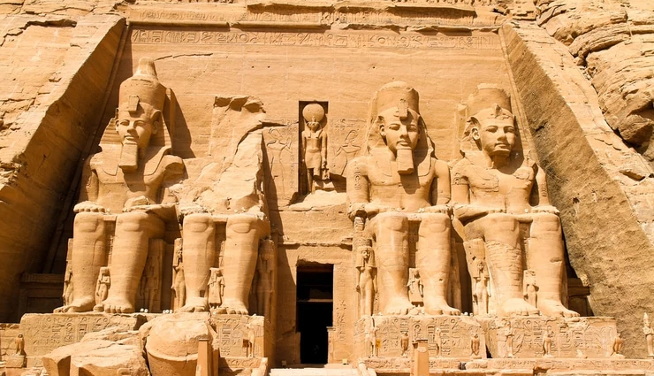 finest temples,finest temples in the world,meenakshi temple,india,wat rong khun,thailand,abu simbel,egypt,kinkakuji,japan,paro taktsang,bhutan,temple of heaven,china