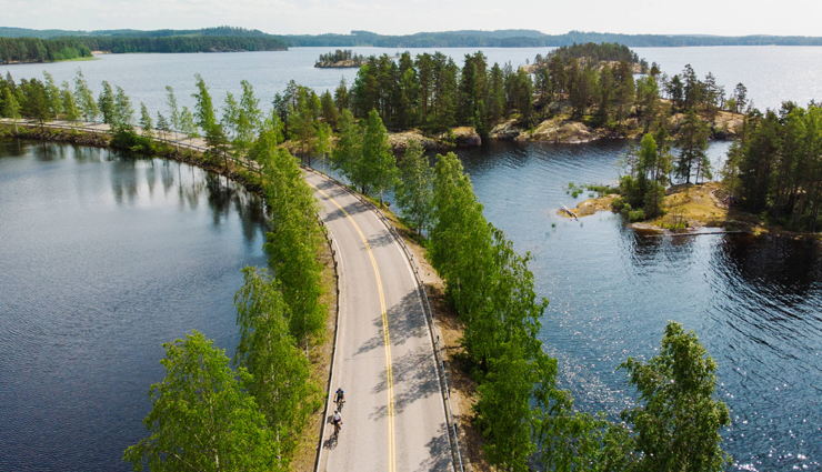 lakes in the world,lakes,travel,holidays