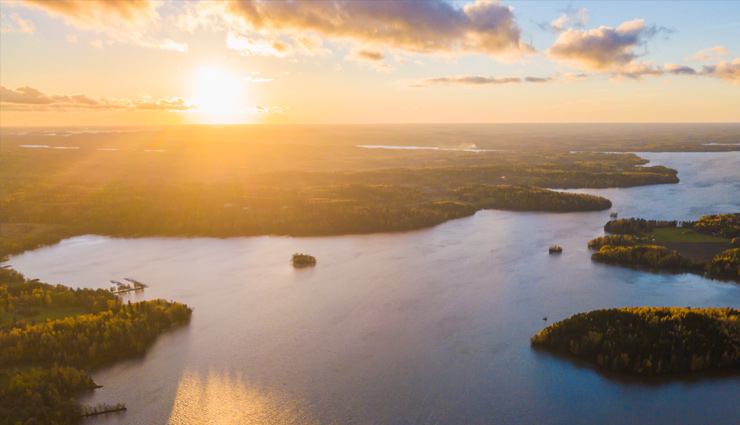 places where sun never sets,places on earth where sun never sets,place where sun never sets,in which country sun never sets,desh jaha soory ast nahi hota,travel tips news,travel tips news in hindi,latest travel tips news,travel tips headlines