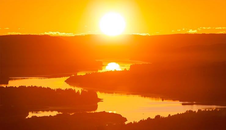 tourist places,foreign tourist places,places where sun always shines