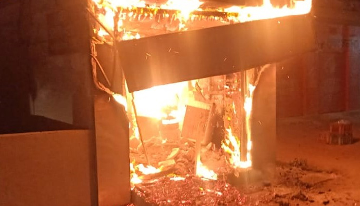 Bikaner News: 79 लाख रुपए से भरे SBI के दो ATM में लगी आग, शार्ट सर्किट हो सकती है वजह