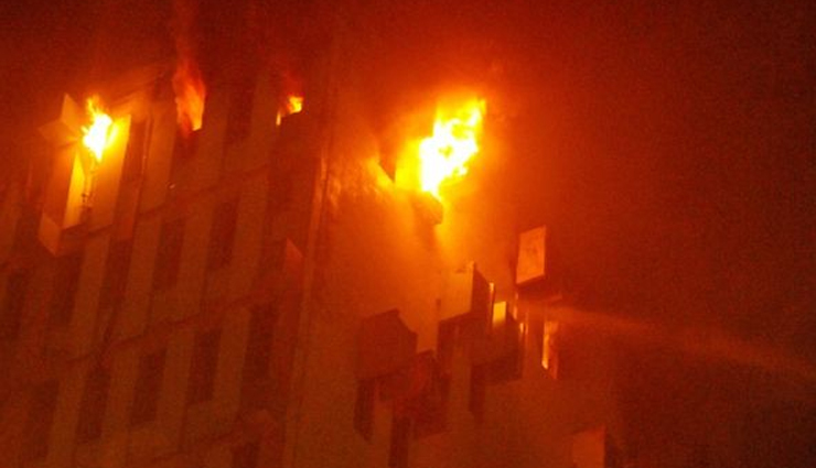 कोलकाता में बड़ा हादसा, रेलवे की बिल्डिंग में लगी आग; 9 की मौत