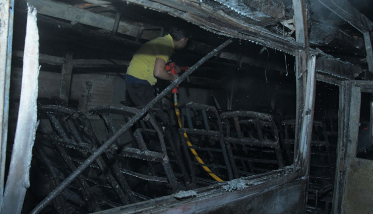 rajasthan,jalore,bus accident,high tension line,fire in bus