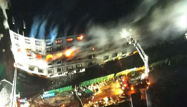 बांग्लादेश: 6 मंजिला फूड प्रोसेसिंग फैक्ट्री में लगी भीषण आग, 52 की मौत, 50 से अधिक घायल 