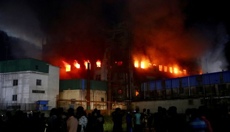 bangladesh,fire in factory,accident,food factory fire,world news