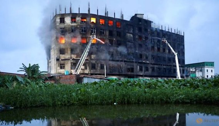 bangladesh,fire in factory,accident,food factory fire,world news