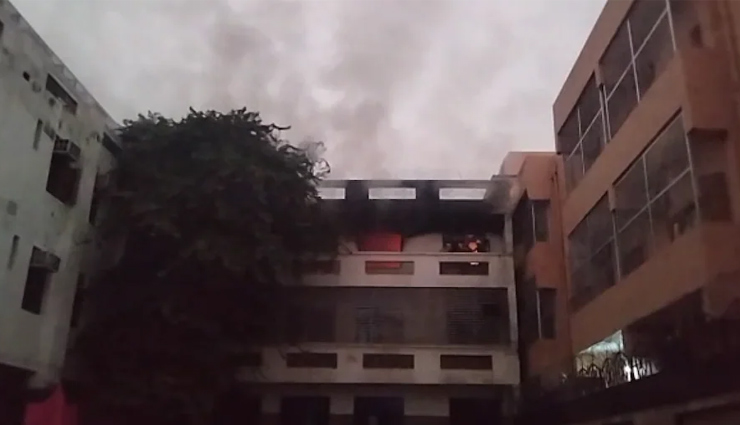 
मथुरा: होटल वृंदावन गार्डन में सुबह-सुबह बड़ा हादसा, आग लगने से दो कर्मचारियों की मौत, 2 गंभीर रूप से झुलसे