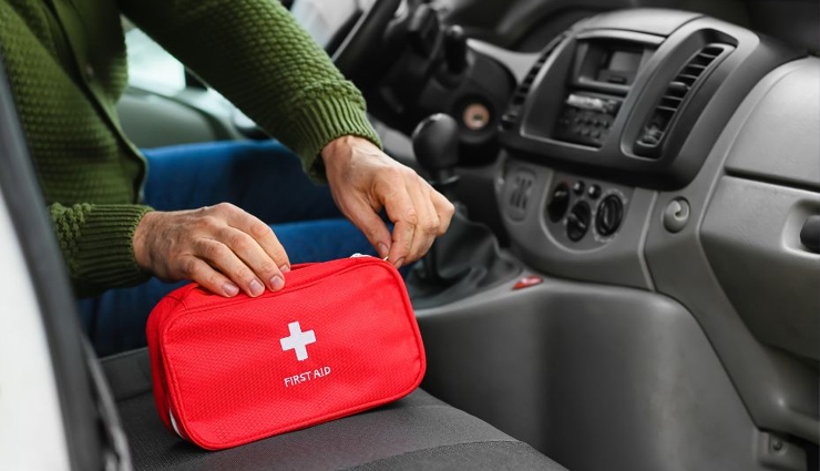 नहीं करना चाहते लॉन्ग ड्राइव का मजा किरकिरा, जाने से पहले इन बातों पर दें ध्यान long drive planning tips,things to consider for road trips,essentials for a successful long drive,planning a safe and enjoyable road trip,long distance travel preparation,road trip checklist and considerations,ensuring comfort on a lengthy drive,traveling efficiently on a long journey,safety measures for extended road trips,long drive preparation guidelines,factors to keep in mind for road travel,maintaining vehicle and health during long drives,long road trip essentials,route planning and navigation for road trips,making the most of a long drive experience