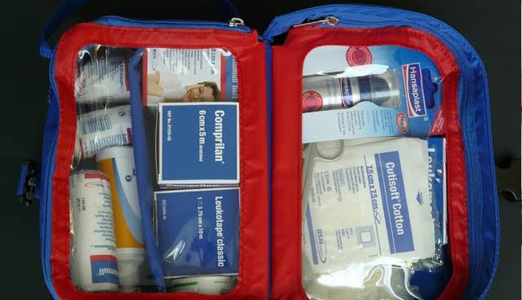 travel,travel guide,things which we should carry while traveling,traveling memories