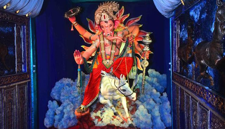 Ganesh Galli 'Mumbai Cha Raja' First Look Unveiled In Mumbai