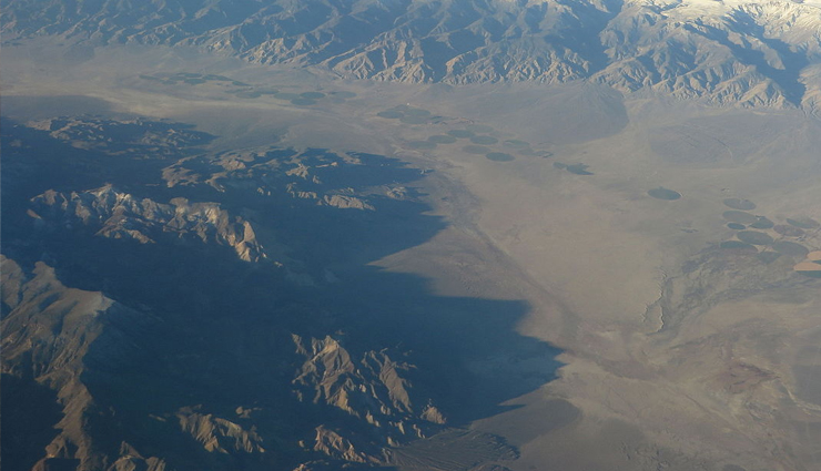 las vegas hot springs,must-visit hot springs,top hot springs in las vegas,best hot springs near las vegas,natural hot springs las vegas,hot springs adventure in las vegas,relaxing hot springs las vegas,hot springs day trip las vegas