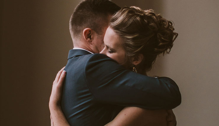 fix broken relationship,relationship repair tips,healing a broken relationship,restoring love and trust,rebuilding a broken relationship,relationship reconciliation advice,repairing a damaged relationship,steps to mend a broken relationship,rekindling love and connection,building a strong partnership again