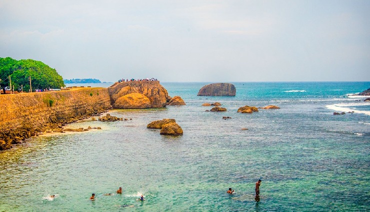 galle,sri lanka,galle fort,dutch influence,galle beaches,colonial charm,tropical serenity,sri lanka travel,galle travel guide,must-see spots in galle,historical sites in galle,sri lanka beaches,best places in galle,tropical travel destinations,galle tourism,cultural heritage of galle