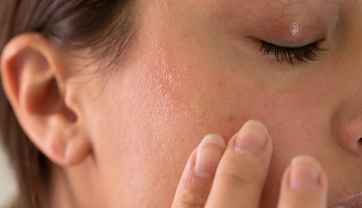 signs of poor skin hydration,dehydrated skin symptoms,dry skin warning signs,skin dehydration indicators,lack of skin hydration signs,hydrated skin vs. dehydrated skin,how to tell if your skin is dehydrated,dry skin and hydration issues,signs your skin needs more moisture,skin hydration importance