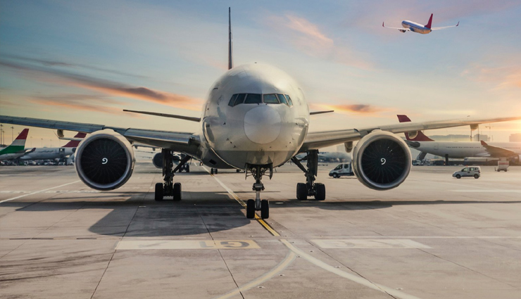 पहली बार करने जा रहे हैं फ्लाइट में यात्रा, रखें इन बातों का ध्यान 