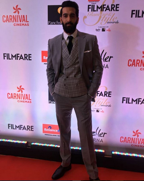 fashion moments of flimfare glamour and style awards 2017,filmfare awards,glamour and style awards 2017