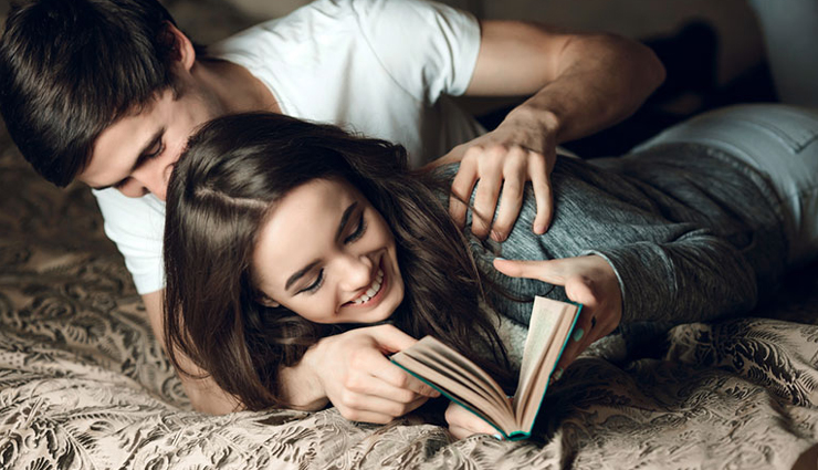 tips to flirt with your crush the right way,mates and me,relationship tips