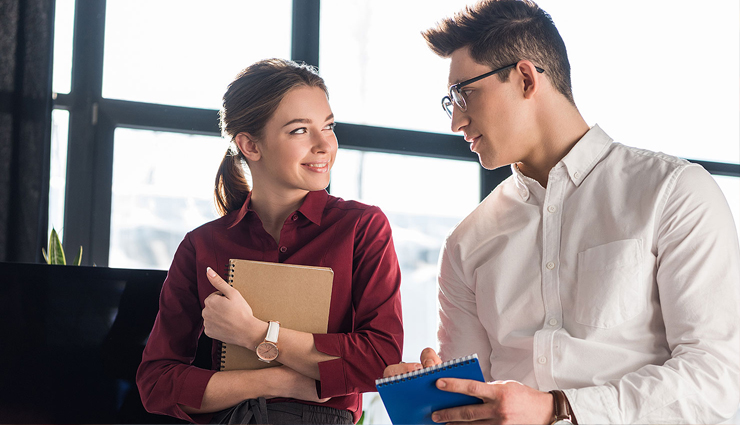 flirty ways to capture crush attention,tips to flirt,ways to flirt,crush,crush attention,relationship,relationship tips