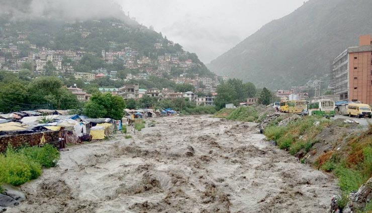 हिमाचल : काल बन रही भारी बारिश, ब्रह्म गंगा नदी की बाढ़ में बही एक महिला और बच्चा