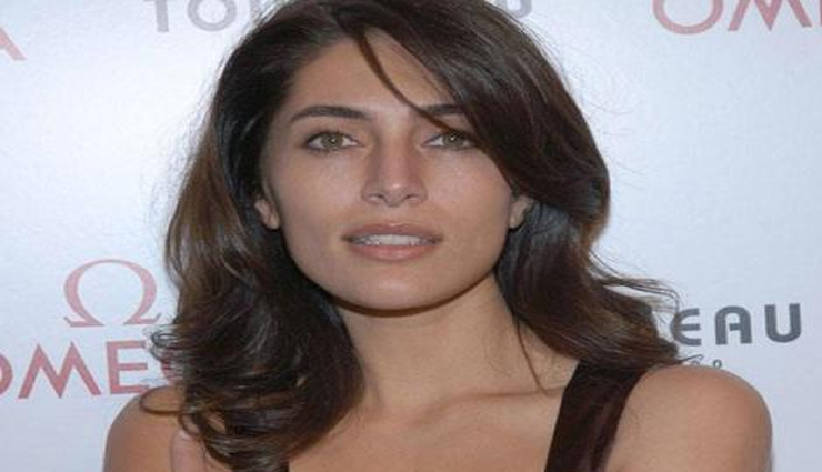 bollywood celebrities,vidya balan,star cast of begum jaan,pallvai sharda,gauhar khan,flora,mishti,riddhima tiwari,punam rajput,illa arun,raviza chauhan,priyanak sethiya,gressy goswami