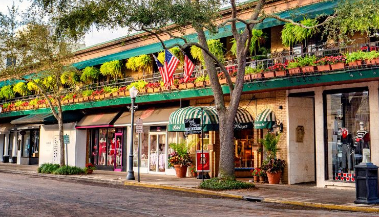 beautiful towns to visit in florida,florida,cedar key,cassadaga,crystal river,sebring,winter park,boca grande