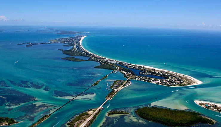 beautiful towns to visit in florida,florida,cedar key,cassadaga,crystal river,sebring,winter park,boca grande