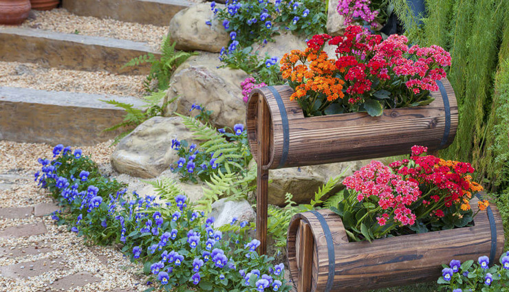 5 Ways You Can Keep Flowers Looking Fresh For Longer
