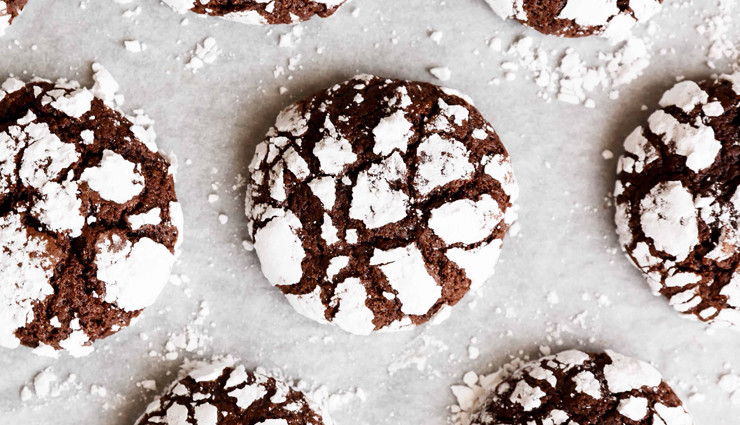 fudgy chocolate crinkle cookies,fudgy chocolate crinkle cookies recipe,hunger struck,easy recipe,food