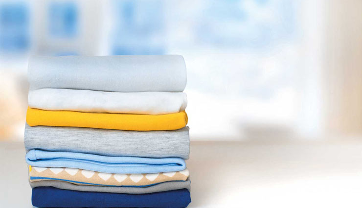 इन तरीकों से करें कपड़ों की सार-संभाल, रहेंगे सुरक्षित और व्यवस्थित