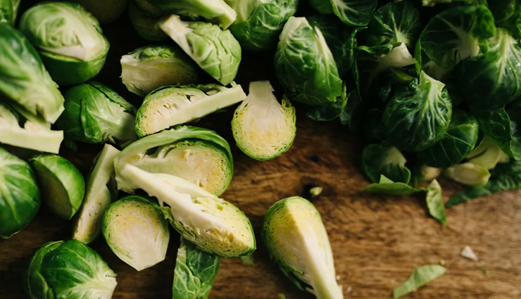 folic acid-rich foods,foods high in vitamin b9,best sources of folic acid,folate-rich diet,natural folic acid sources,folic acid in fruits and vegetables,folate-enriched foods,folic acid benefits for health,folic acid supplements,importance of folate in diet