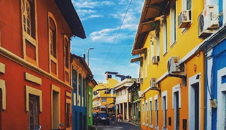 must visit tourist attractions in goa,top places goa,goa tourism,calangute beach,old goa,dudhsagar waterfalls,anjuna beach,chapora fort,palolem beach,fontainhas,aguada fort,baga beach,Butterfly Beach,spice plantations,goa travel guide,goa in february,things to do in goa