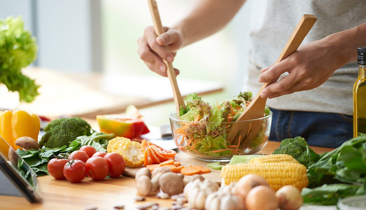 hacks to save money every travel,hacks to save money,travel guide,travel tips,holidays,travel