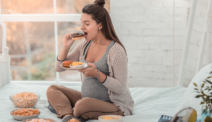 6 Most Common Food Cravings That Happen During Pregnancy