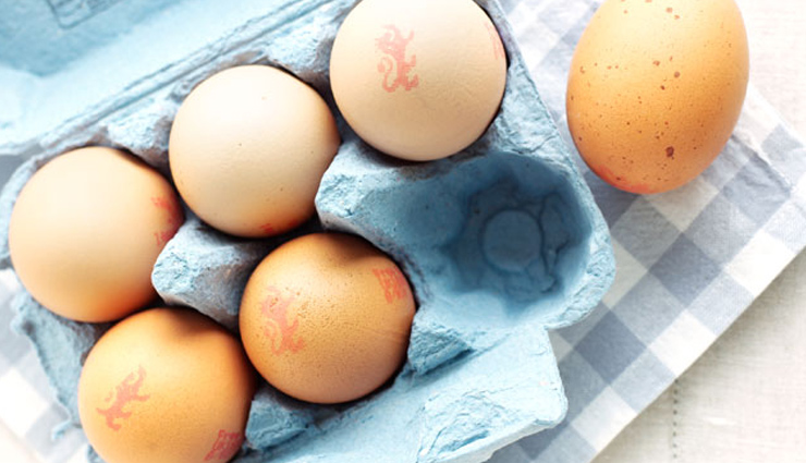 Beans,pumpkin seeds,broccoli,milk,eggs,carrots,tomatoes,bananas,healthy food,food for nails,nails care tips,beauty tips,skin care tips