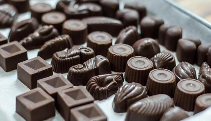 blueberries,garlic,Chocolate,cashews,pomegranate,food that lowers stress level,healthy food,Health tips,fitness tips