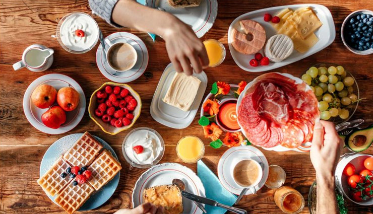 नाश्ते में ये आहार लेना डाल सकता है आपको दिक्कत में, जानें और बचकर रहें 