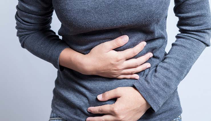 फ़ूड पोइजनिंग होने पर करें ये घरेलू उपाय, जल्द मिलेगा फायदा